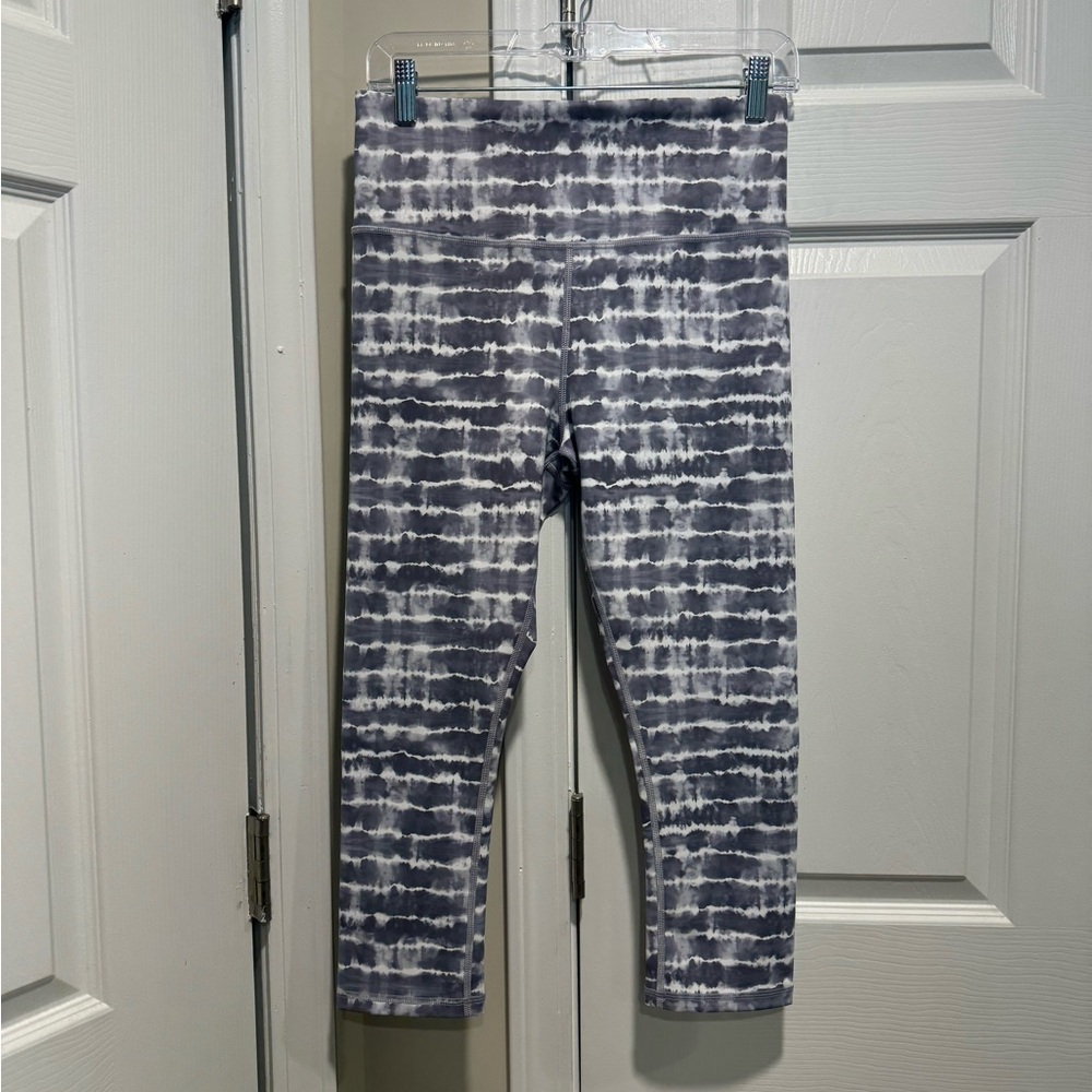 Athleta women’s medium leggings. New, never worn.
